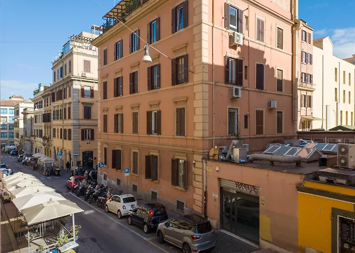 Appartamento The Rent - Three-room Near The Colosseum Roma