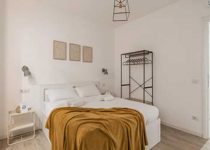 The Rent - Three-room Near The Colosseum * Roma