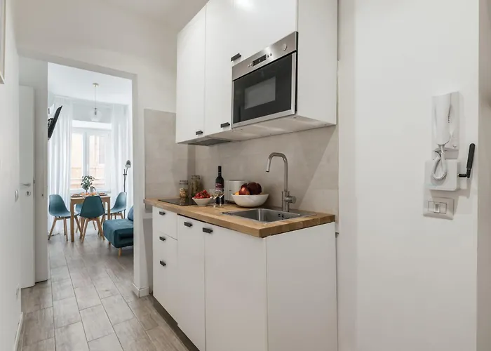 Appartamento The Rent - Three-room Near The Colosseum Roma