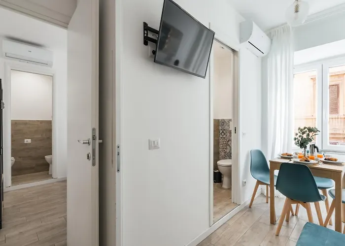 The Rent - Three-room Near The Colosseum * Roma